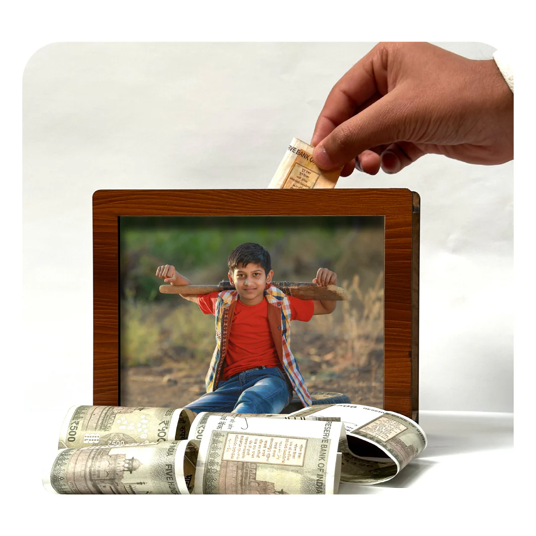 Personalised Wooden 1,00,000 Money Saving Box with Photo and Name - Image 5